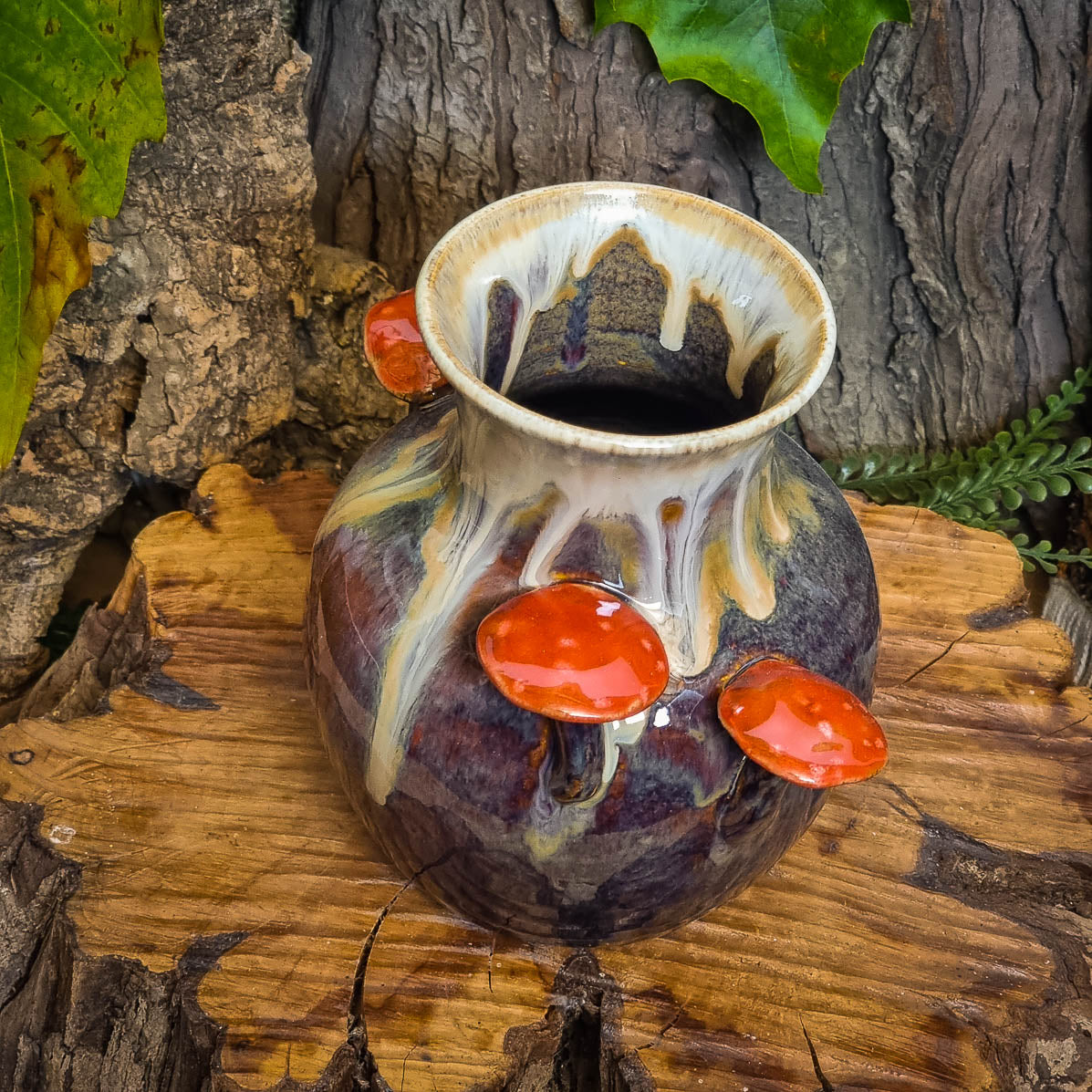Vaas met Paddenstoelen NR. 3111