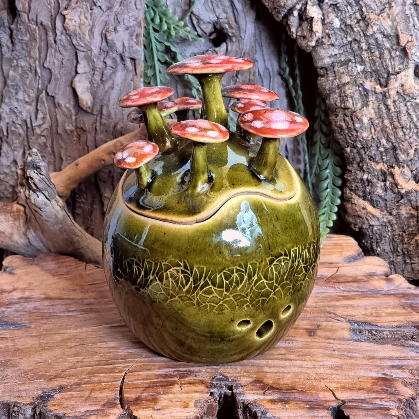 Knoflookpot met Paddenstoelen NR. 3818