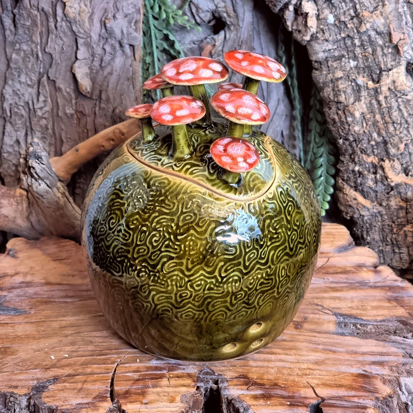 Knoflookpot met Paddenstoelen NR. 3828