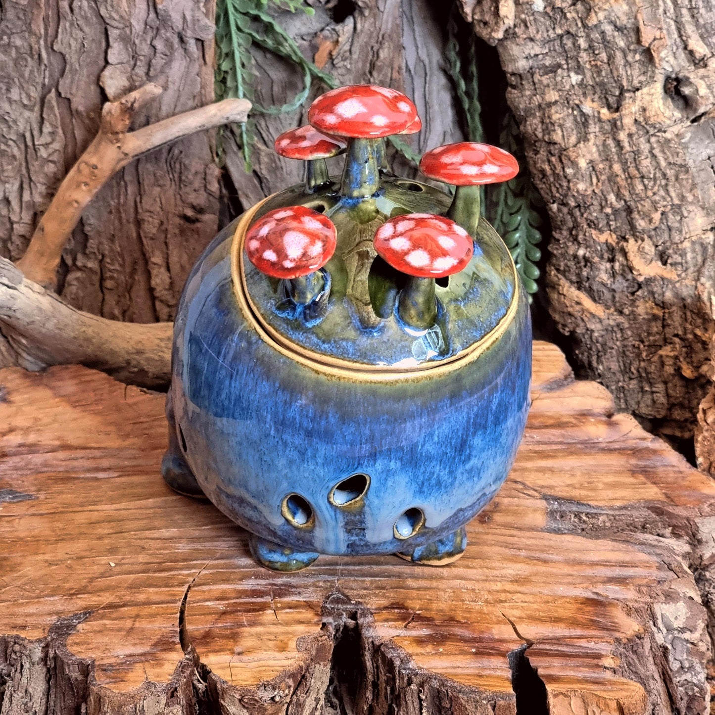 Knoflookpot met Paddenstoelen NR. 3834