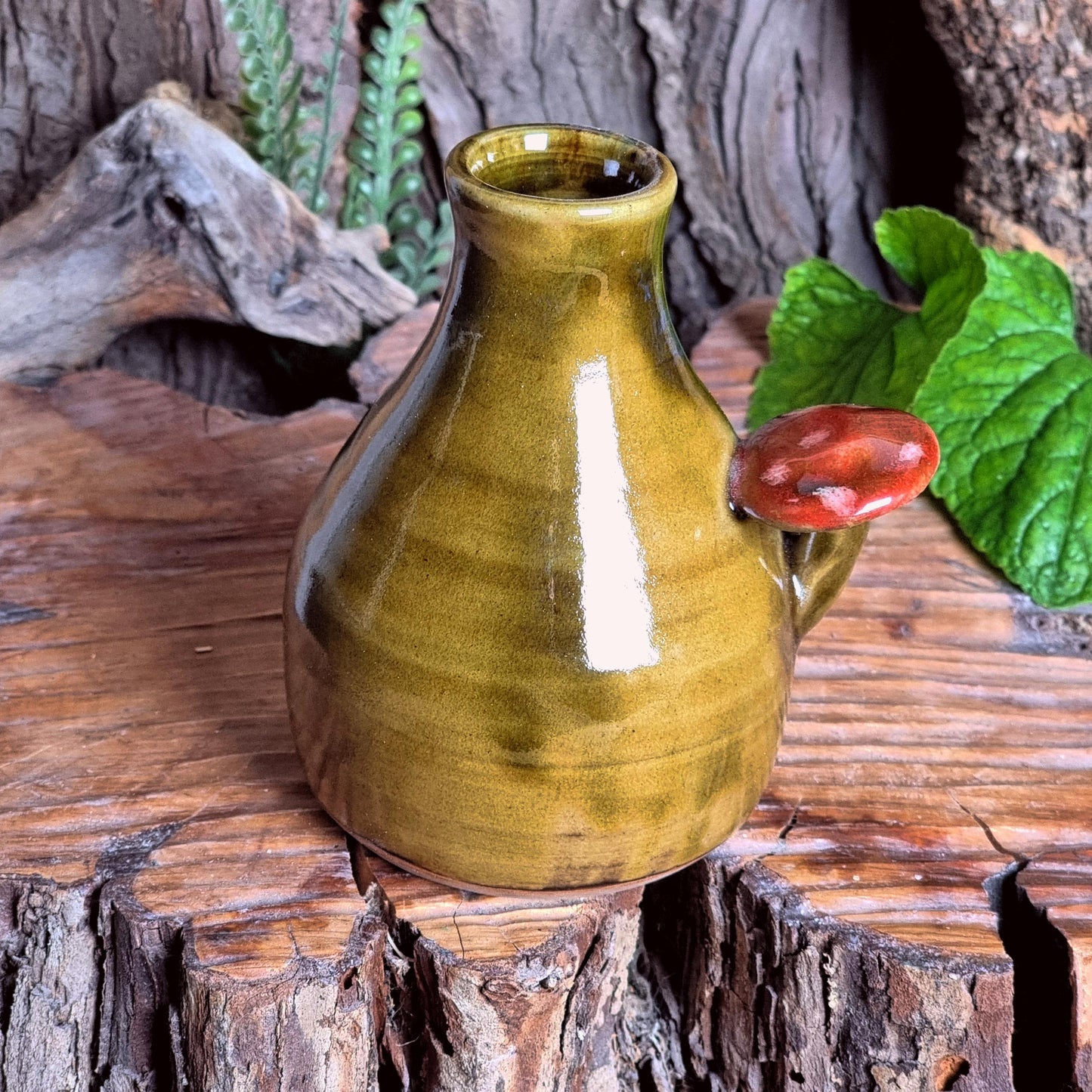 Vial with Mushroom NO. 3947