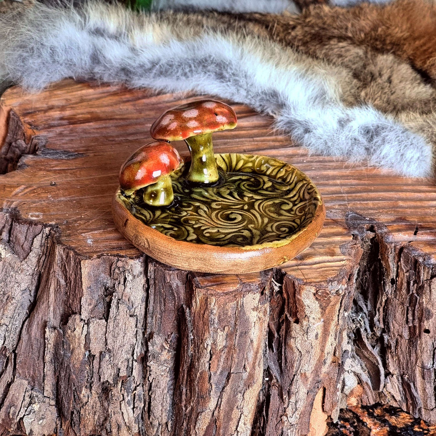 Trinket Dish with Mushrooms NO. 4093