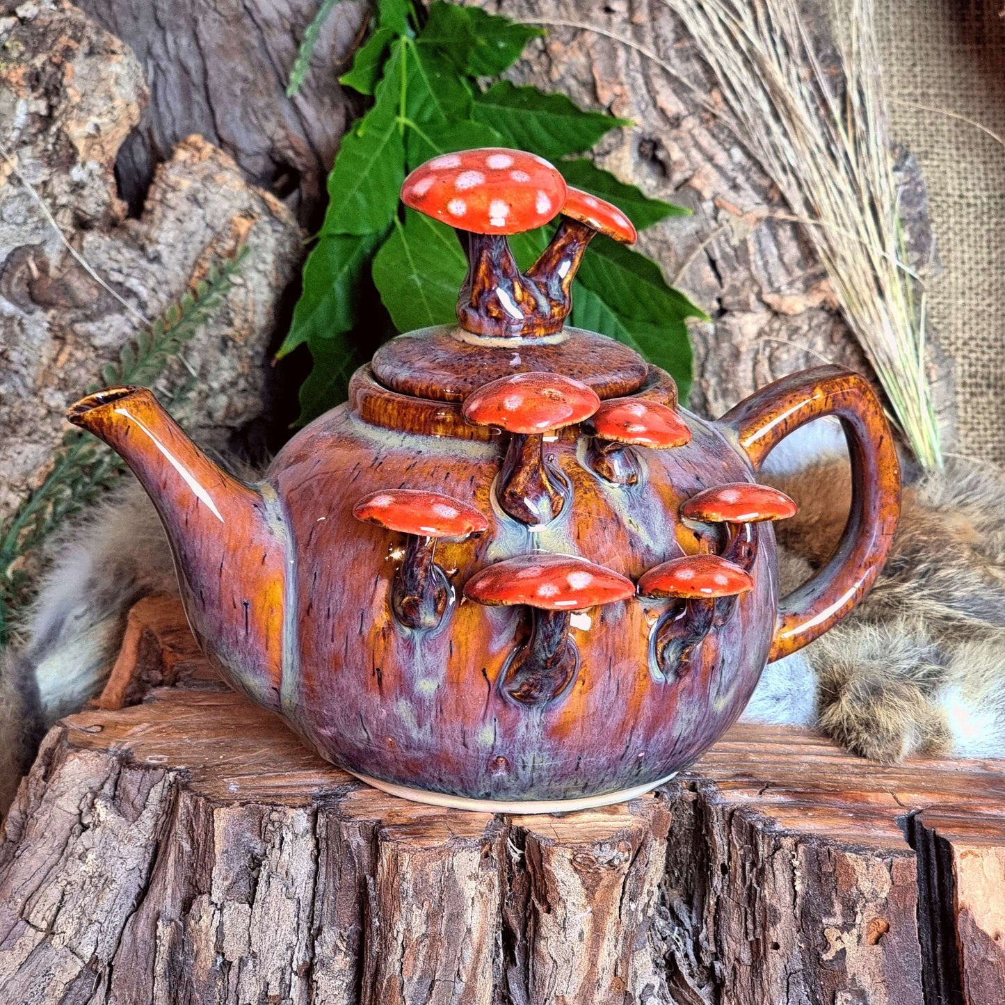 Theepot met Paddenstoelen NR. 4114