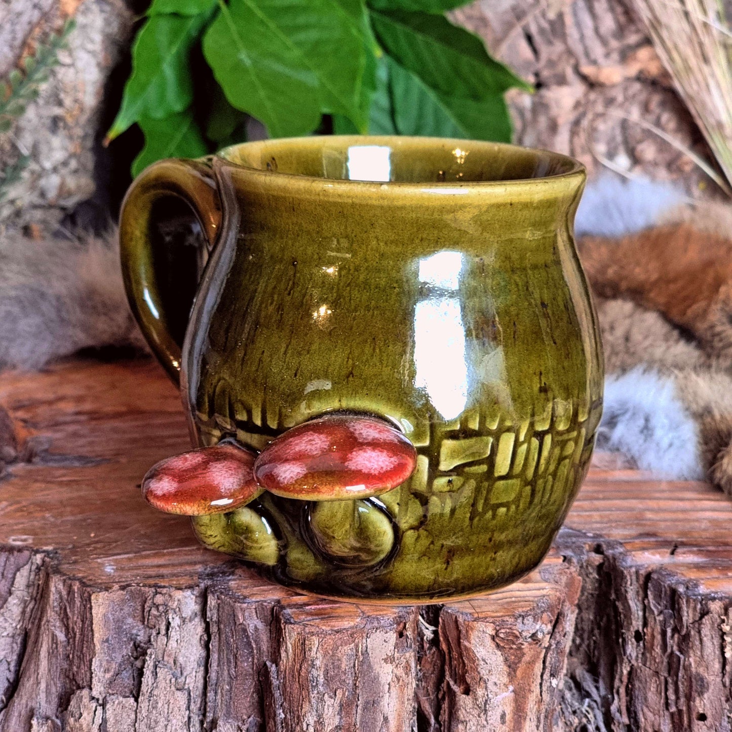 Tasse mit Pilzen NR. 4117