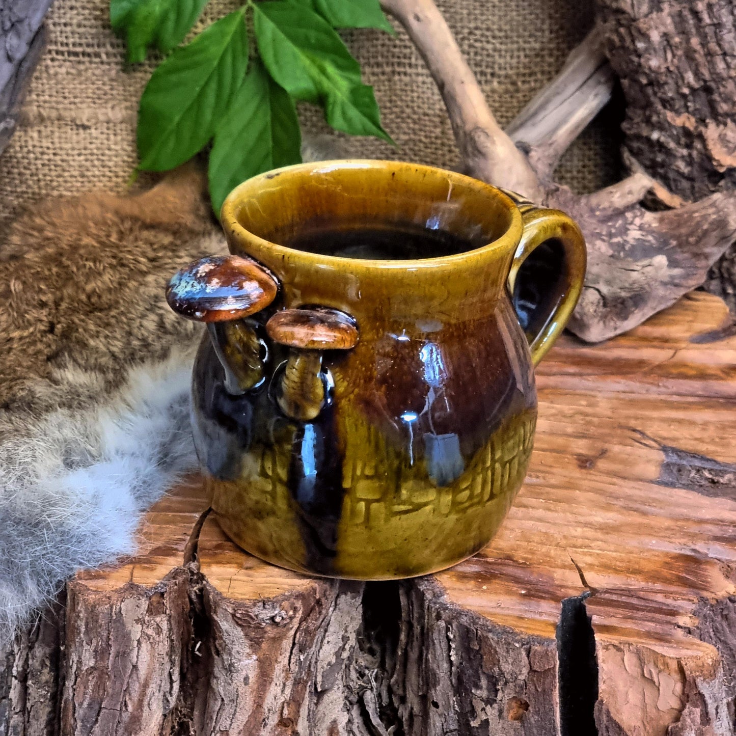 Mug with Mushrooms NO. 4188