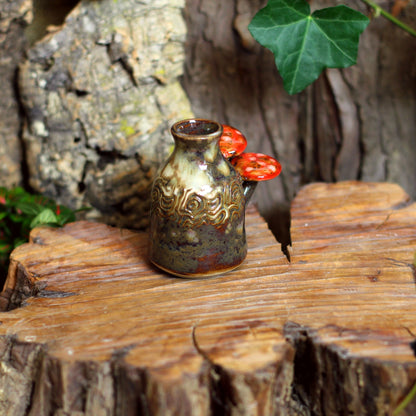 Bottle with Mushrooms NR. 3525