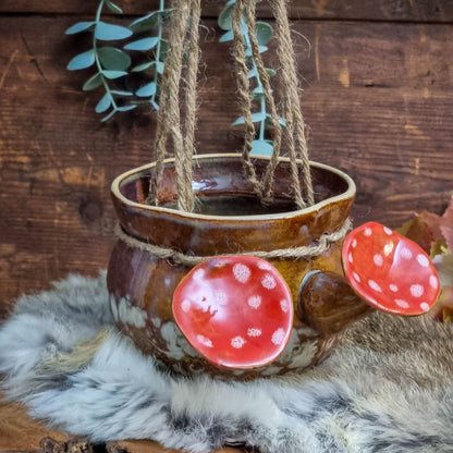 Plant Hanger With Mushrooms NO. 1010