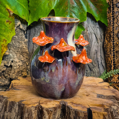 Vaas met Paddenstoelen NR. 3117