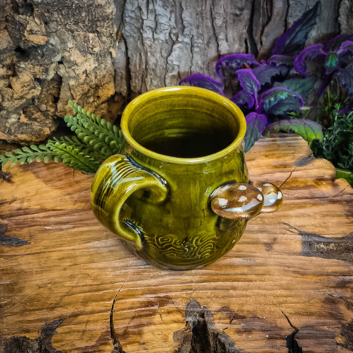 Mug with Mushrooms No. 3176