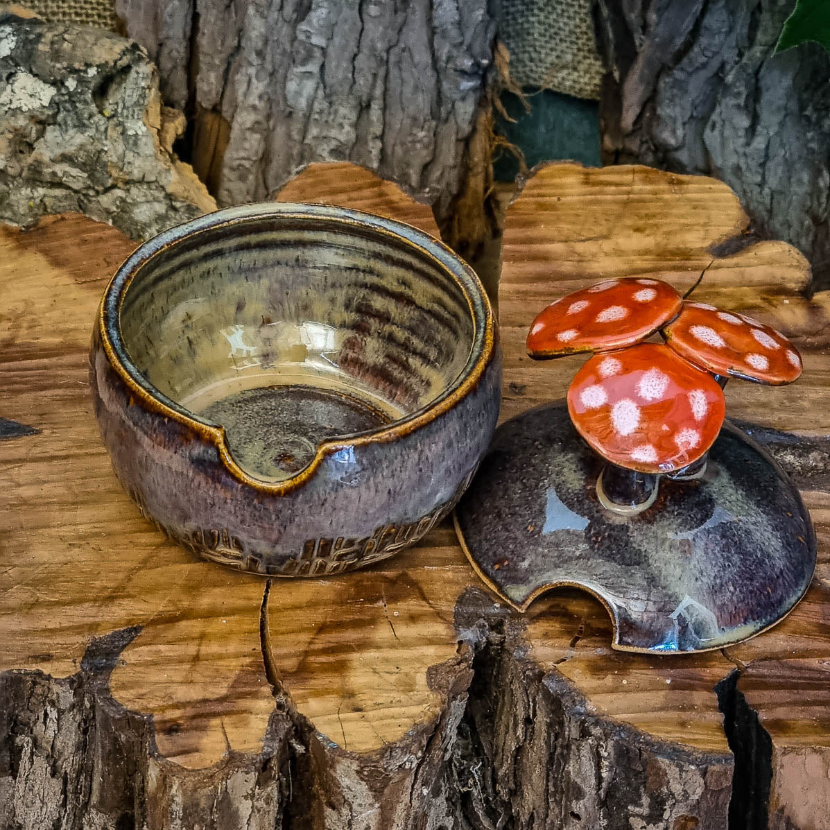 Sugar bowl no. 2643