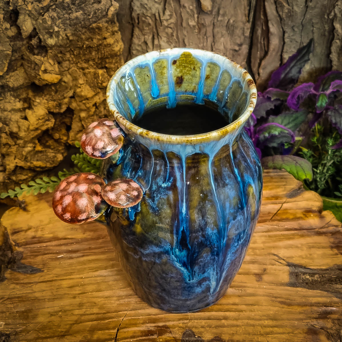 Vaas met Paddenstoelen NR. 3229