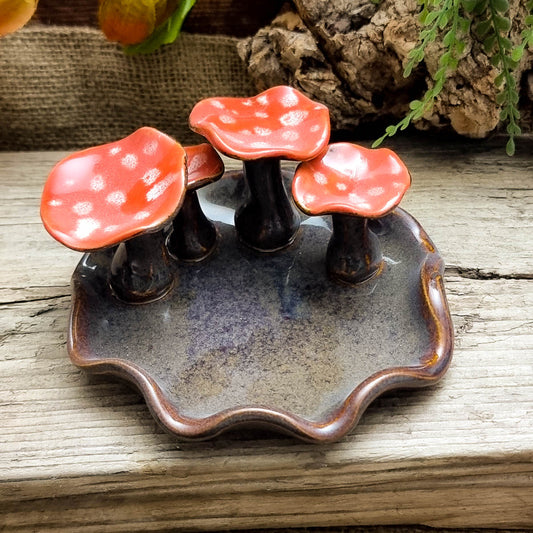 Saucer with Mushrooms NR. 2234