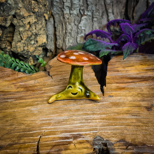 Mushroom Figurine No. 3243