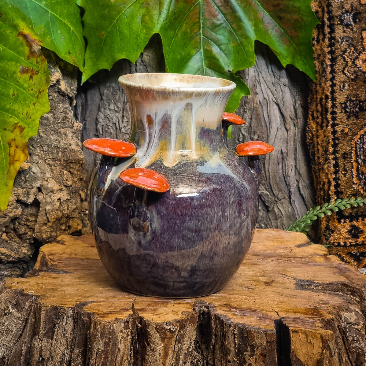 Vaas met Paddenstoelen NR. 3111