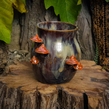 Vaas met Paddenstoelen NR. 3089